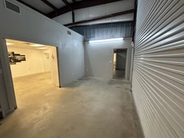 8165996