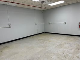 8275304
