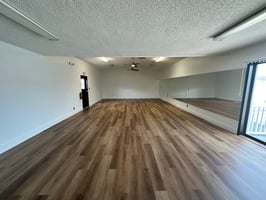 9526859