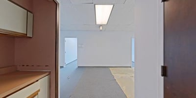 3305392