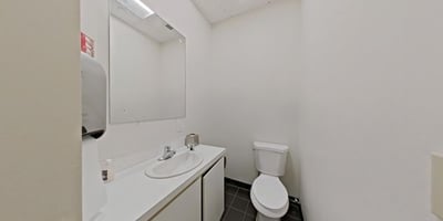 3305334