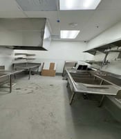 9060661