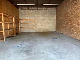 8925963