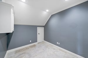 9008090