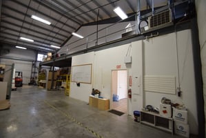 9022083