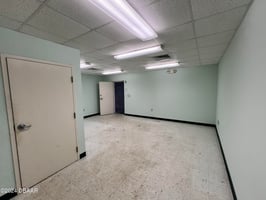 9042729