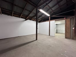 9233642