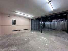 9233646