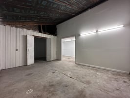 9233639
