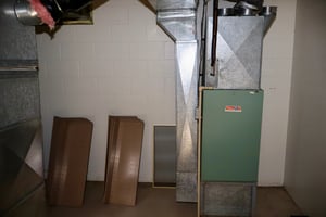 9283104