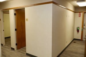9283098