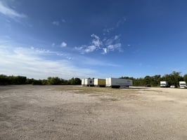 9458386