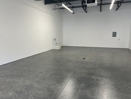 13780385