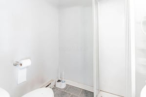 9481077