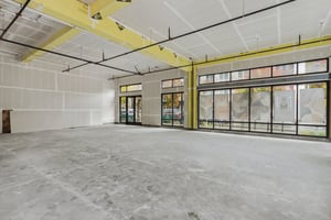 9587649
