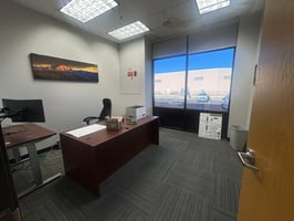 9541744