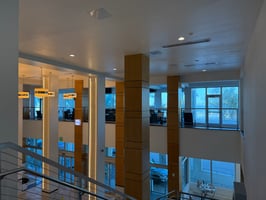 9562526
