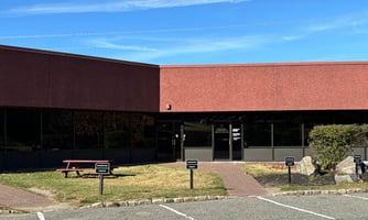 9562536