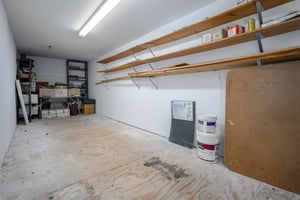 9582046