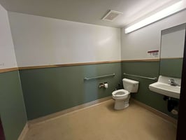 9585738