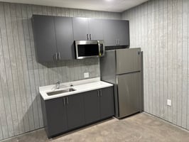 10233624