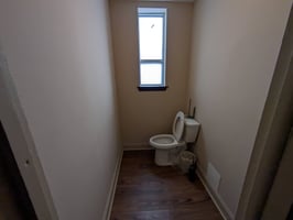 9737372