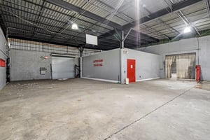 9760643
