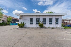 10504253