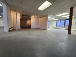 10536727