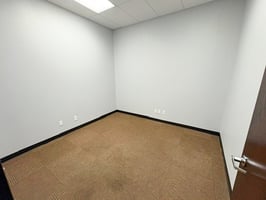 10228023