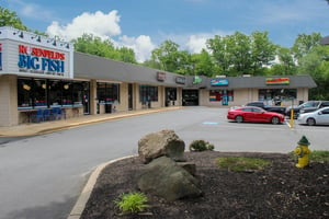 9902533