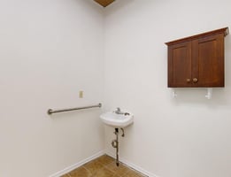 9913672