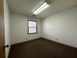 3515973