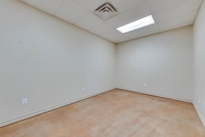 10433142