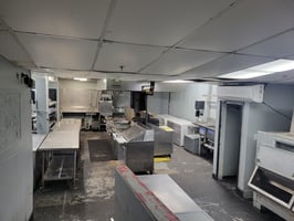 10435656