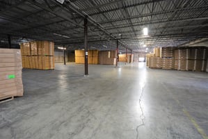 2556844