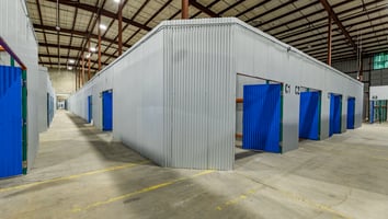 2568638