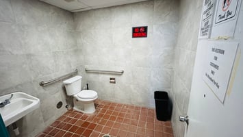 2772842