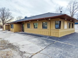 10256730