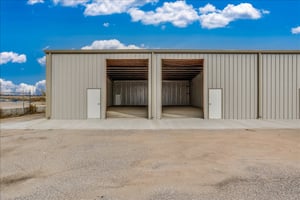 2606992