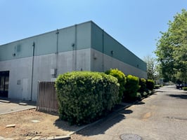 10646544