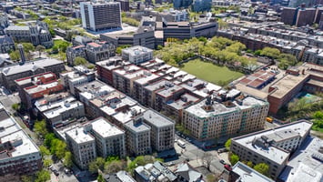 10430018