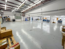 10435715