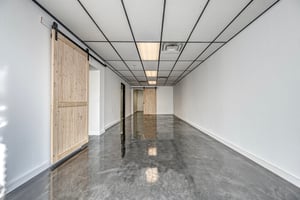 10484472