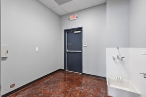 10546083