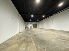 10494025