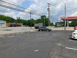 10684823