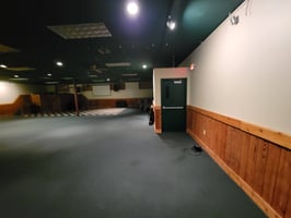 10558543