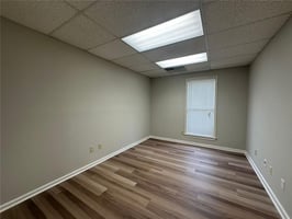 10557862