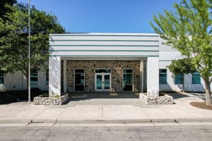 10576742